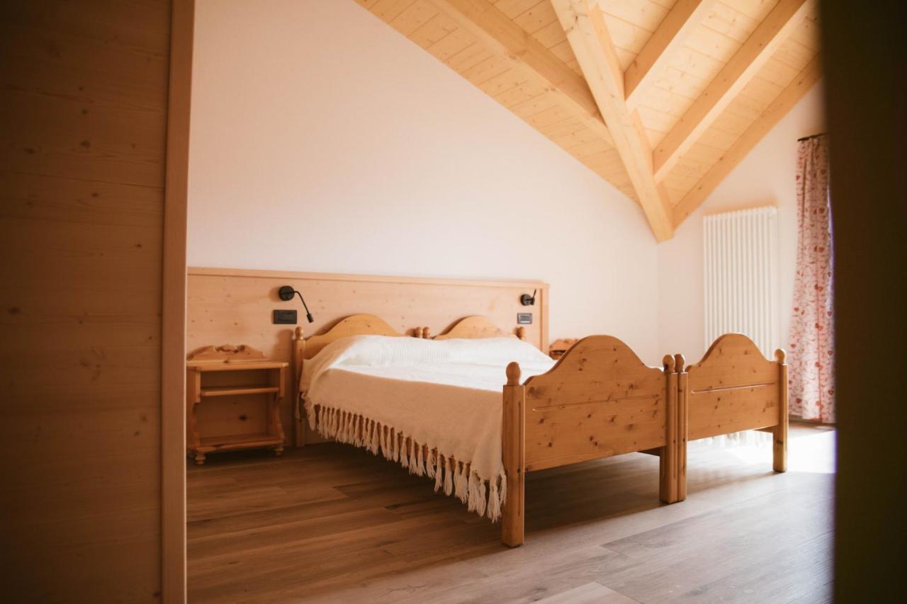 Agritur Rizzi Di Inama Ugo Villa Coredo Luaran gambar